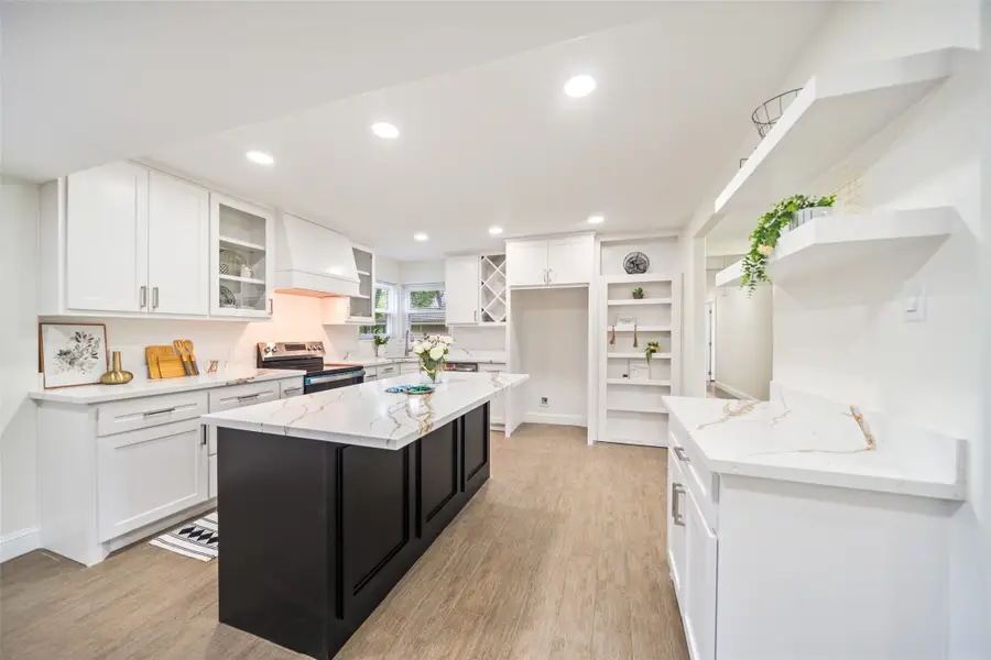 249 Pecan Estates Road #C616R, Angleton, TX 77515 - Image #3