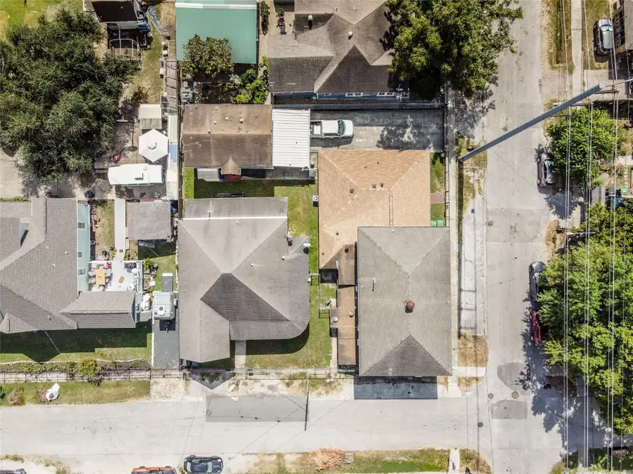 1414 Campbell Street, Houston, TX 77009 - Image #2