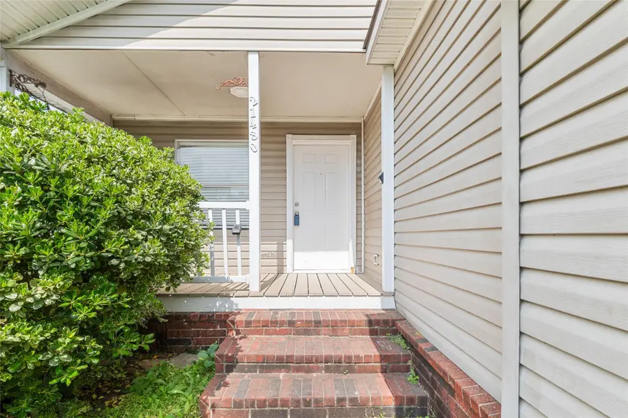 21430 Cherry Canyon Lane, Tomball, TX 77375 - Image #2