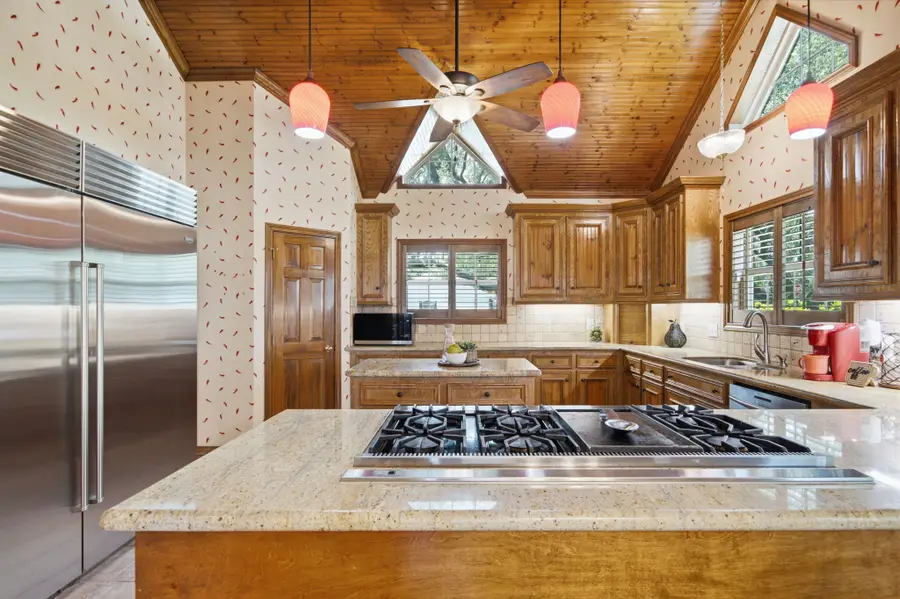 2516 Woodcreek Drive, Pearland, TX 77581 - #3