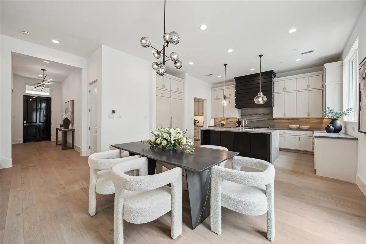 5 Wentworth Green Way, Houston, TX 77027 - Image #1