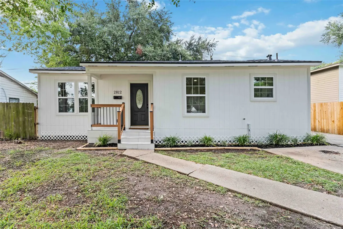 2812 Mcnay Drive, Pasadena, TX 77506 - Image #1