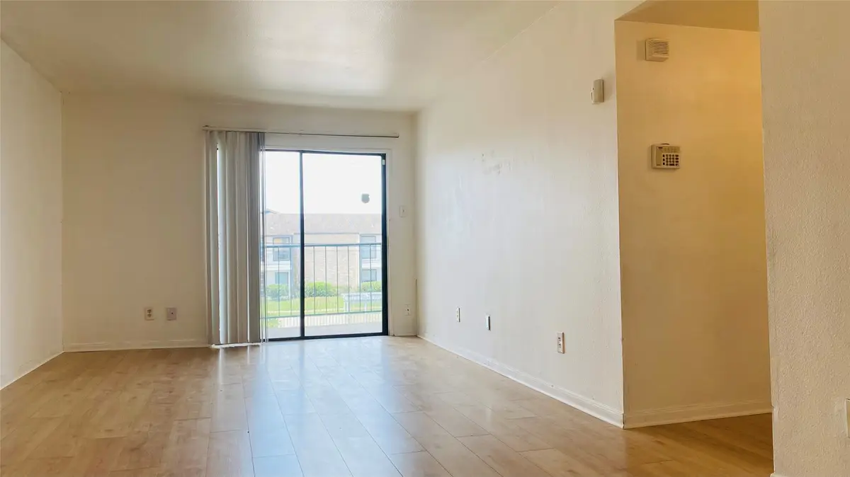 2824 S Bartell Drive #28, Houston, TX 77054 - Image #1