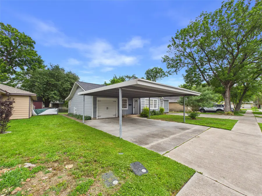 825 Grove Street, Deer Park, TX 77536 - #3