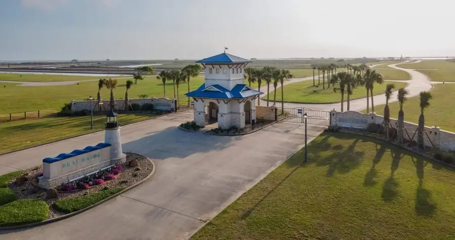 3210 Bay Ridge Drive, Palacios, TX 77465 - #2