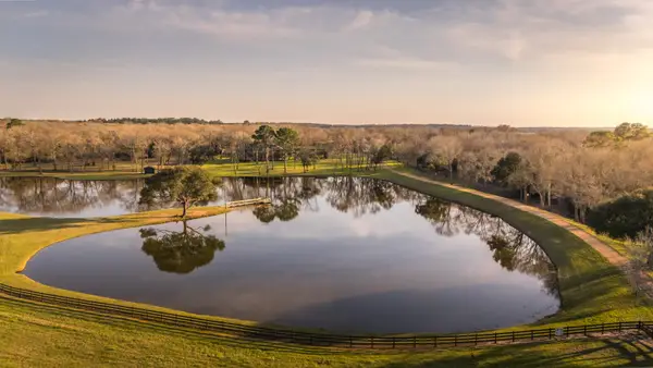 1009 County Road 324, Navasota, TX 77868