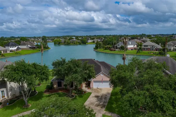 4003 Laguna Point Lane, Missouri City, TX 77459