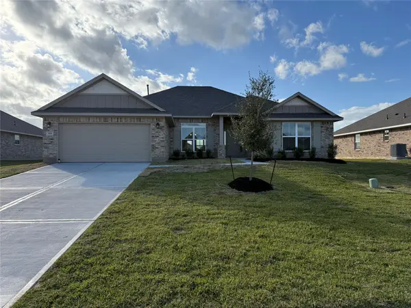 4214 Leslies Way, Dickinson, TX 77539