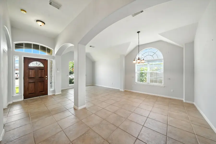 11610 Waterwood Court, Pearland, TX 77584 - Image #3