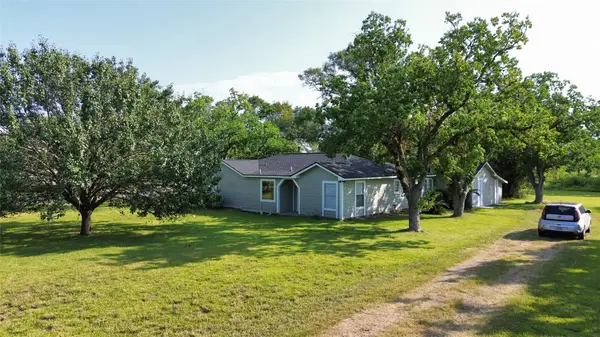19506 Old Galveston Road, Webster, TX 77598