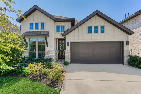 636 Sand Branch Drive, Conroe, TX 77304