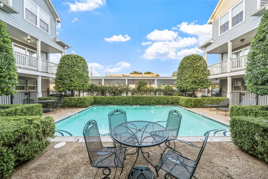 1621 Heights Boulevard #3, Houston, TX 77008 - #2