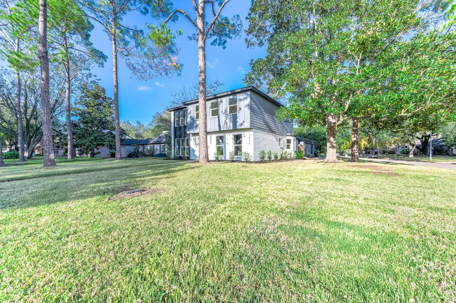 3919 Ridgeview Drive, Missouri City, TX 77459 - Image #3