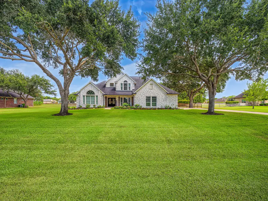 4002 Wentworth Drive, Fulshear, TX 77441 - #2