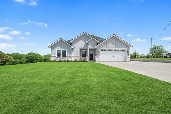 1874 Burleson, Brenham, TX 77833