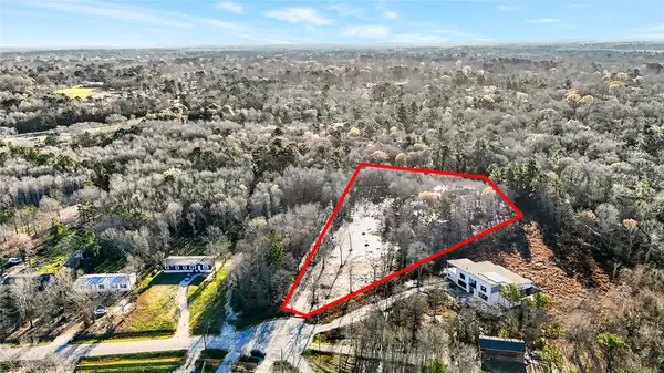 589 County Road 3295, Cleveland, TX 77327