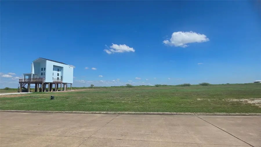 3339 Camp Hulen Drive, Palacios, TX 77465 - #2