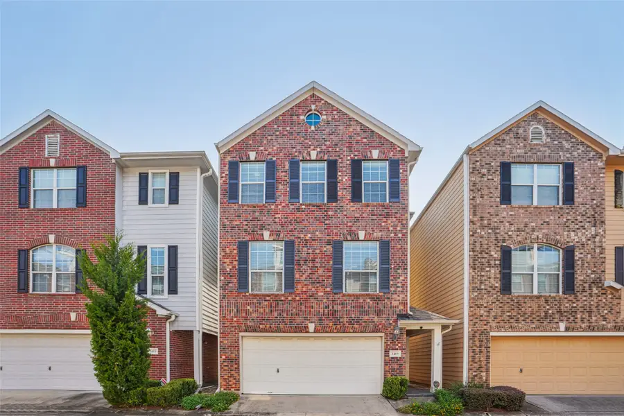 3419 Skyline Village Drive, Houston, TX 77057 - Image #2