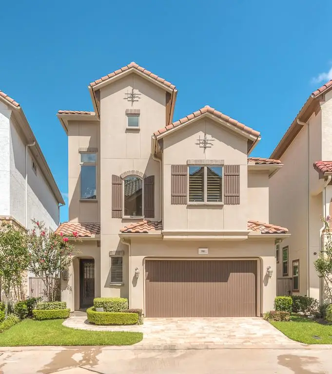 910 Old Oyster Trl, Sugar Land, TX 77478 - #1