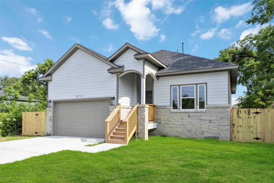 3711 Bain Street, Houston, TX 77026 - Image #2