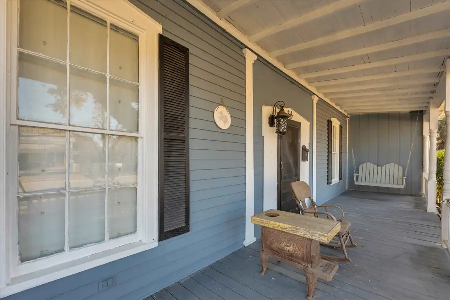 611 S Franklin Street, La Grange, TX 78945 - Image #3