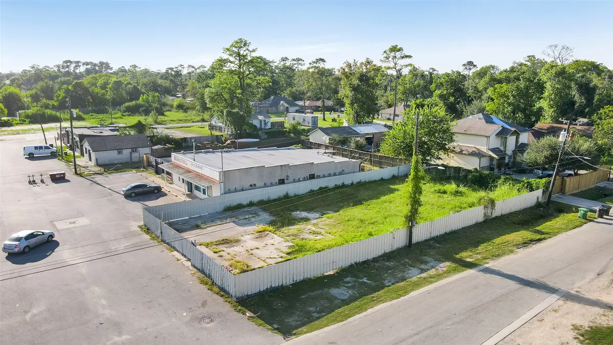 6513 Laura Koppe Road, Houston, TX 77016 - Image #1