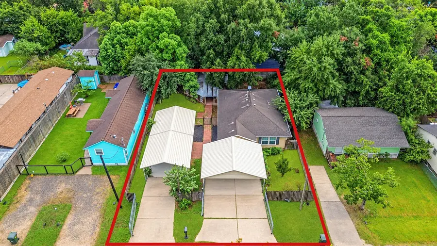 4221 Darby Street, Bacliff, TX 77518 - #3
