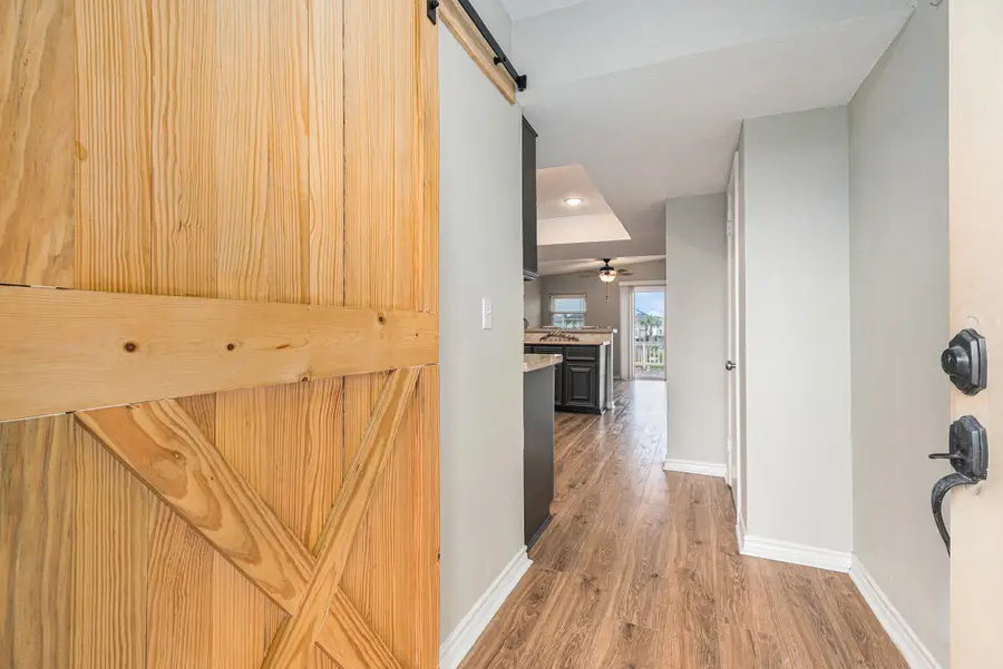 658 Warsaw Street, Bayou Vista, TX 77563 - #2