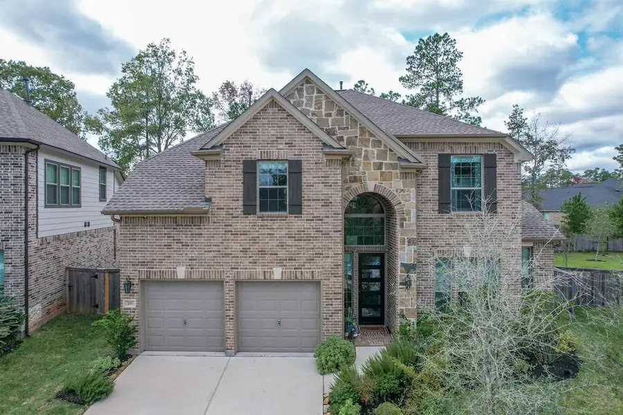 211 Castle Combe Court, Conroe, TX 77318 - Image #2