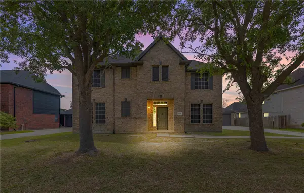 5214 Sleepy Creek, Cove, TX 77523