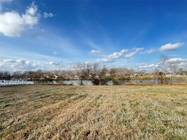 5935 Sagamore Bay Lane, Richmond, TX 77469