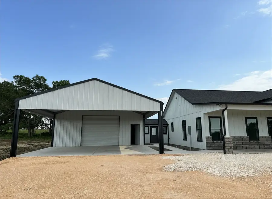 3880 Hranicky Rd, Schulenburg, TX 78956 - #3