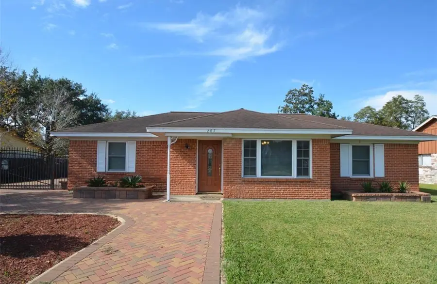 207 Eldridge Rd, Sugar Land, TX 77478 - #2
