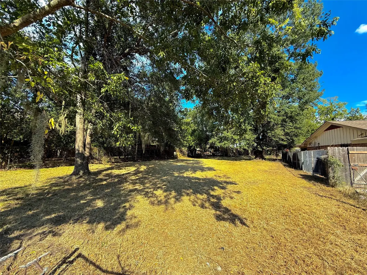 6514 Bayou View Drive, Houston, TX 77091 - Image #1