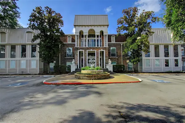 7575 Katy Freeway #93, Houston, TX 77024