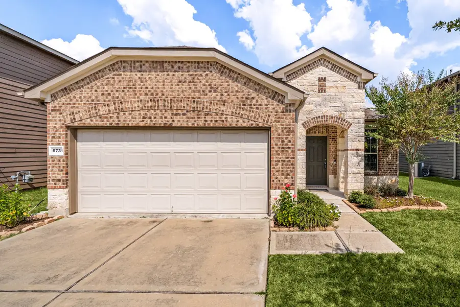 6731 Dayridge Lane, Houston, TX 77048 - Image #3