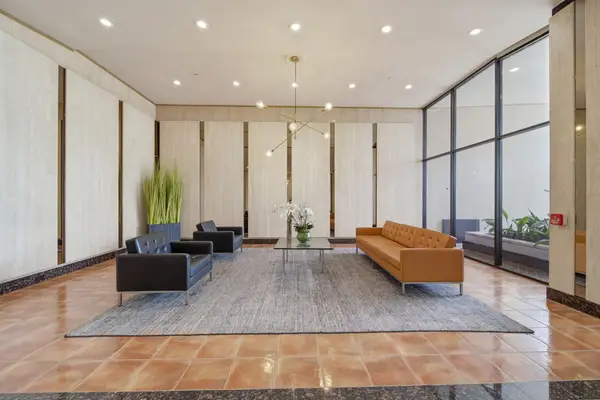 2016 Main Street #810, Houston, TX 77002