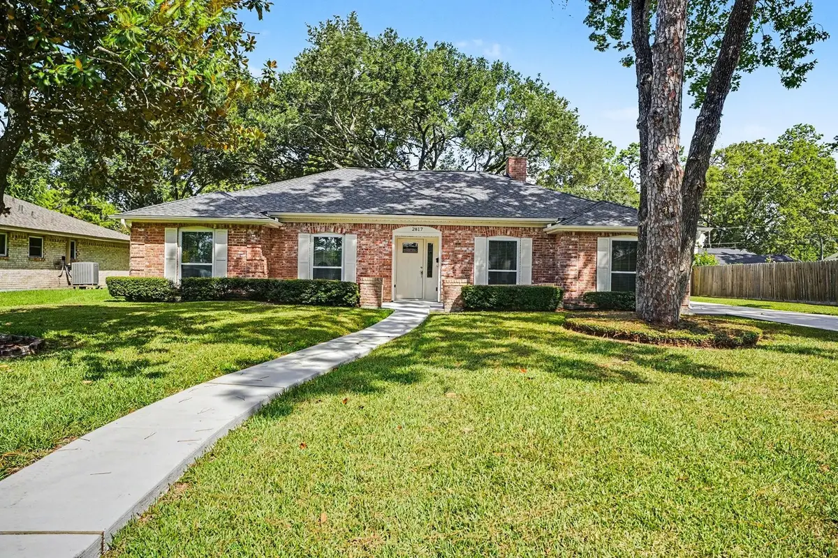 2817 Frostwood Circle, Dickinson, TX 77539 - #1