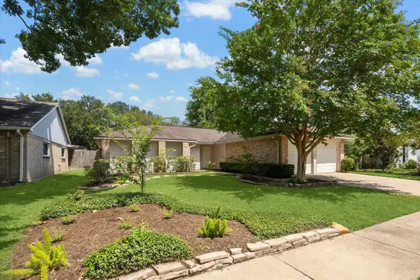 2614 Broomsedge Drive, Houston, TX 77084