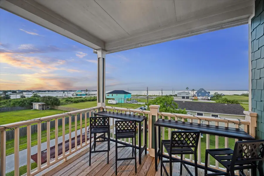 1026 20th Street, San Leon, TX 77539 - Image #2