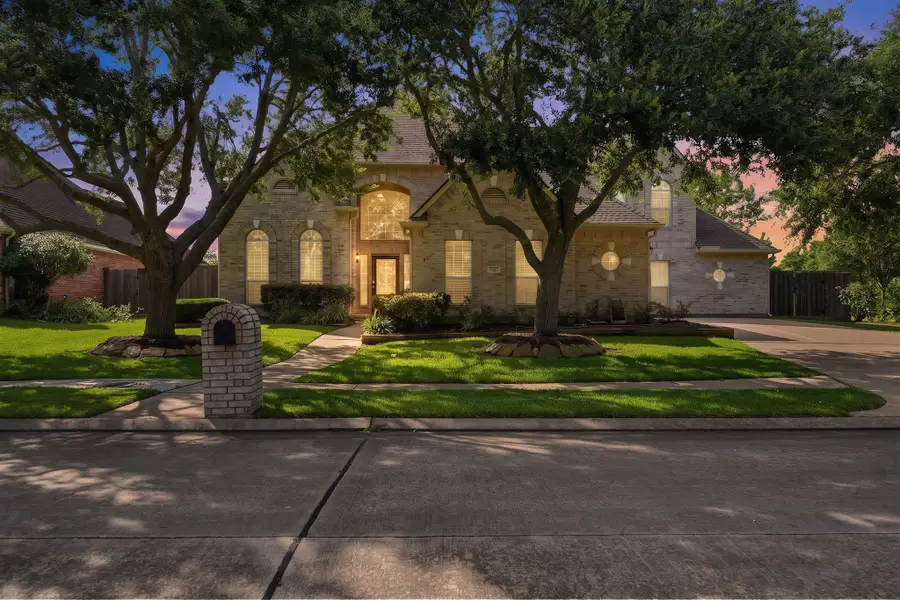 316 Overlook Drive, Friendswood, TX 77546 - #2