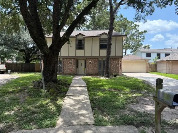 4807 Spanish Oak Drive, Houston, TX 77066