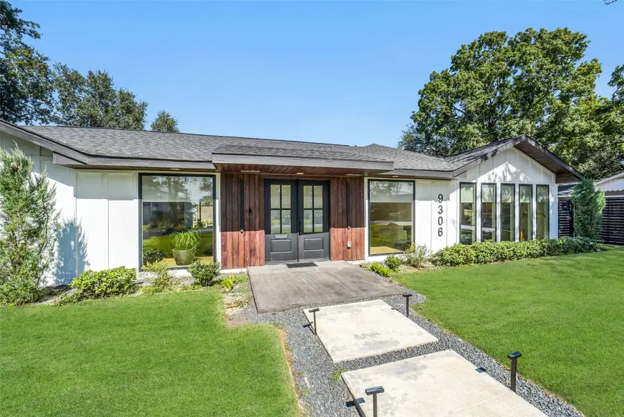 9306 Rosstown Way, Houston, TX 77080 - Image #2