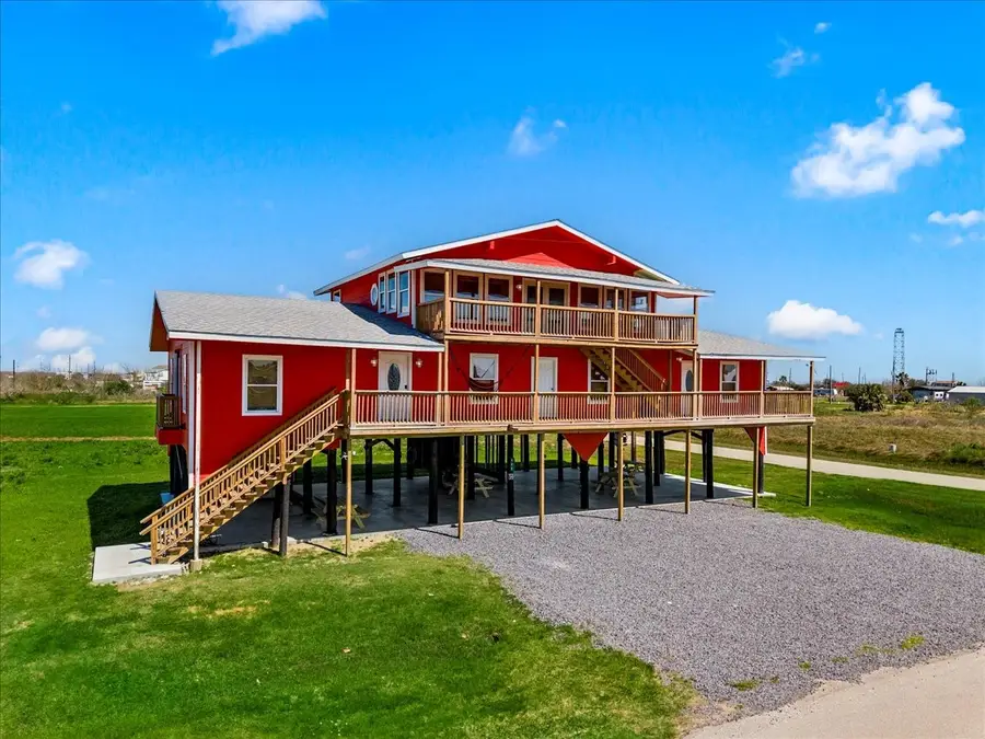 920 17th, Port Bolivar, TX 77650 - #3