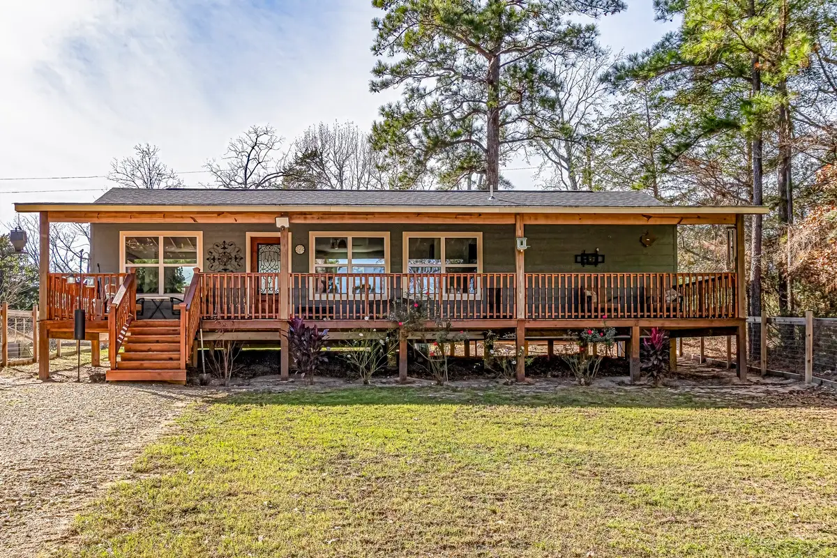 190 Artesian, Onalaska, TX 77360 - Image #1