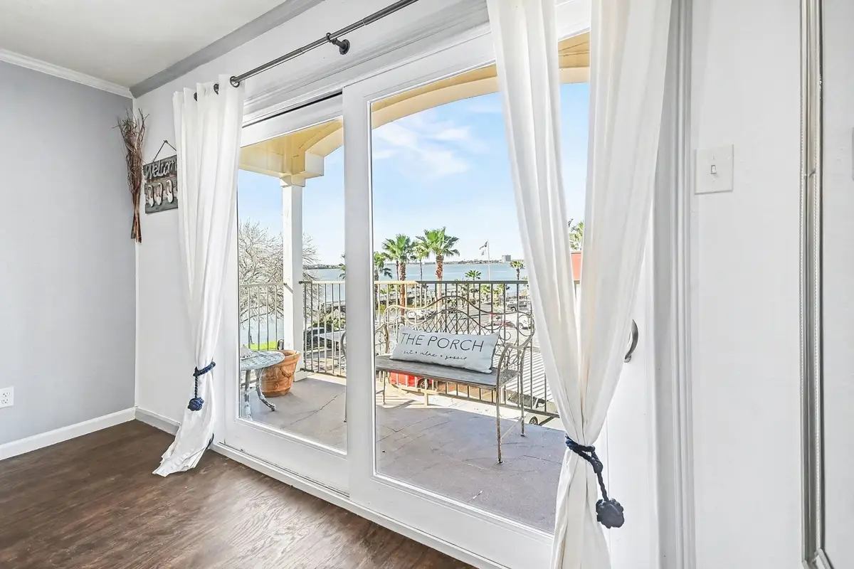 307 Yacht Club Lane #307, El Lago, TX 77586 - Image #1