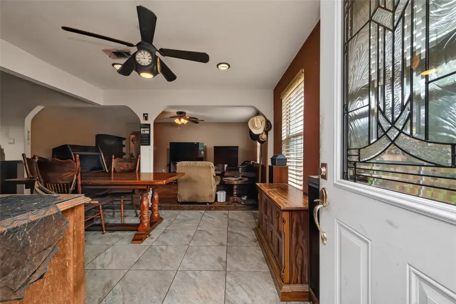 141 Town And Country Drive, Huntsville, TX 77320 - #3