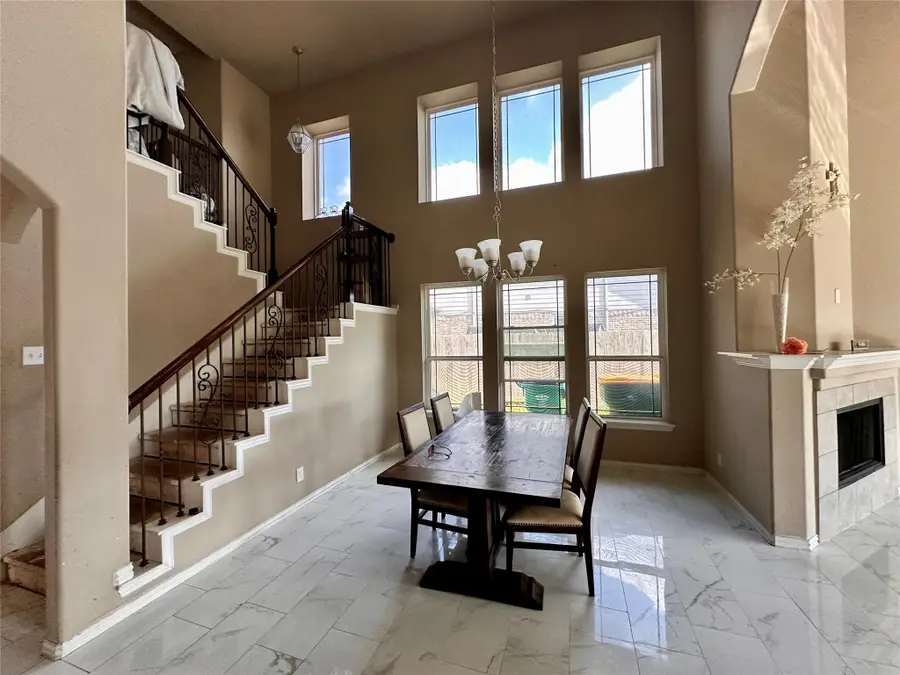 4806 Crescent Lake Circle, Baytown, TX 77521 - Image #3