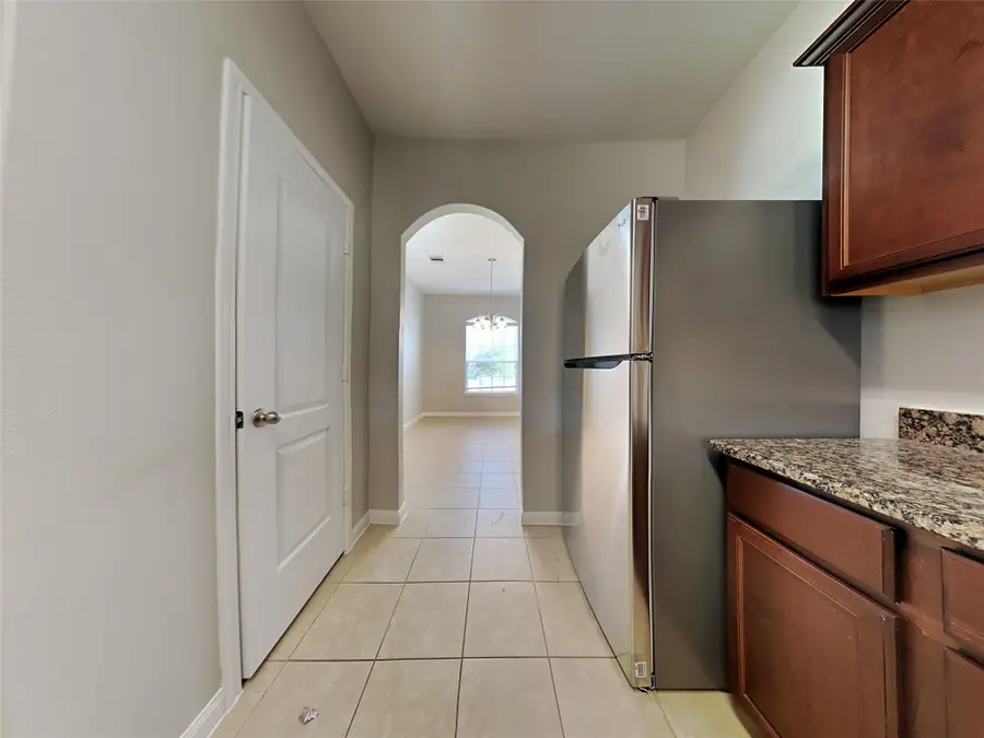 12038 Powderhorn Lane, Pinehurst, TX 77362 - Image #2