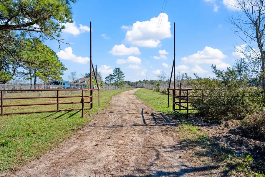 1193 County Road 3011, Dayton, TX 77535 - #2